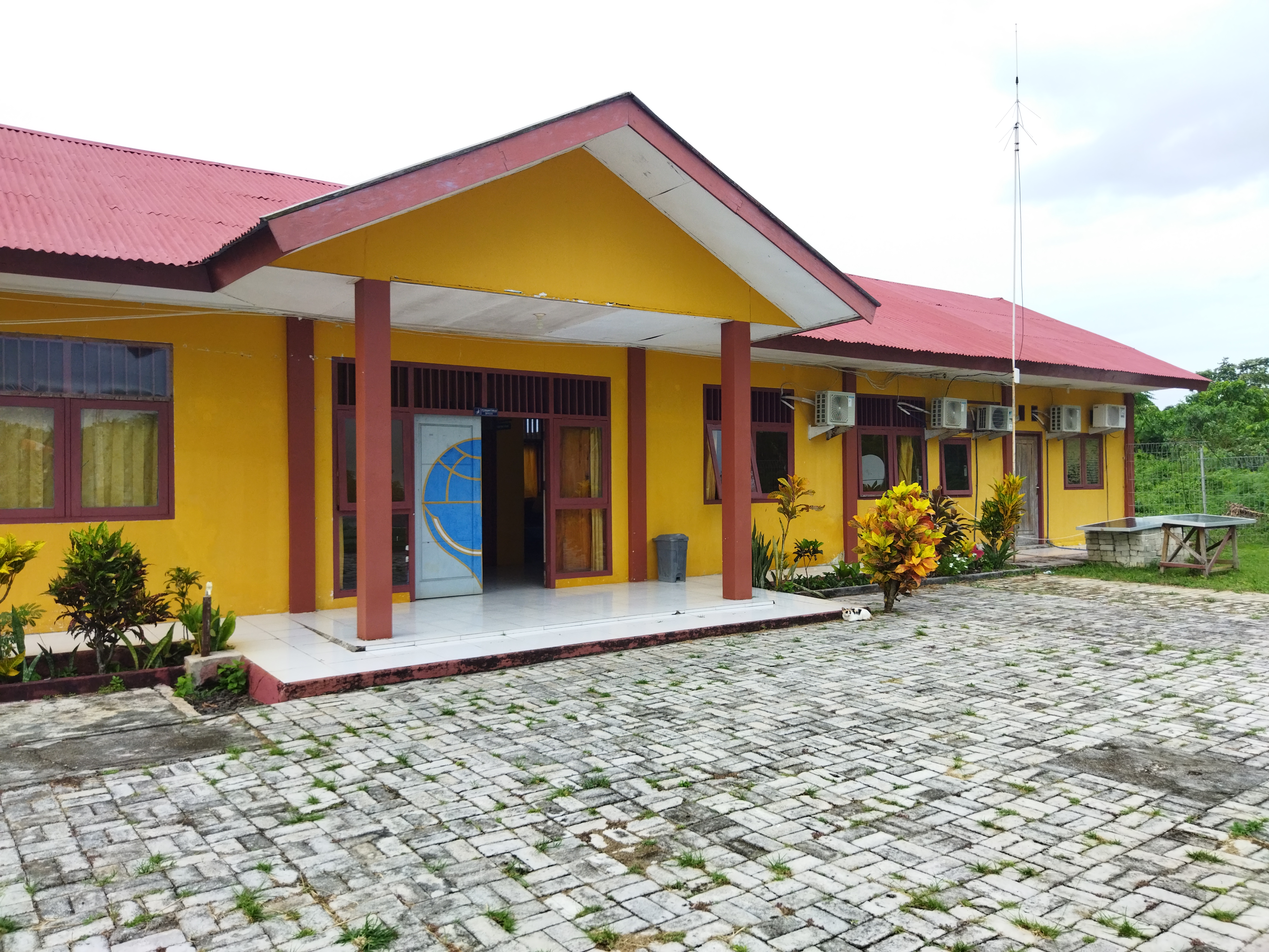 Foto Bandara GEDUNG ADMINISTRASI