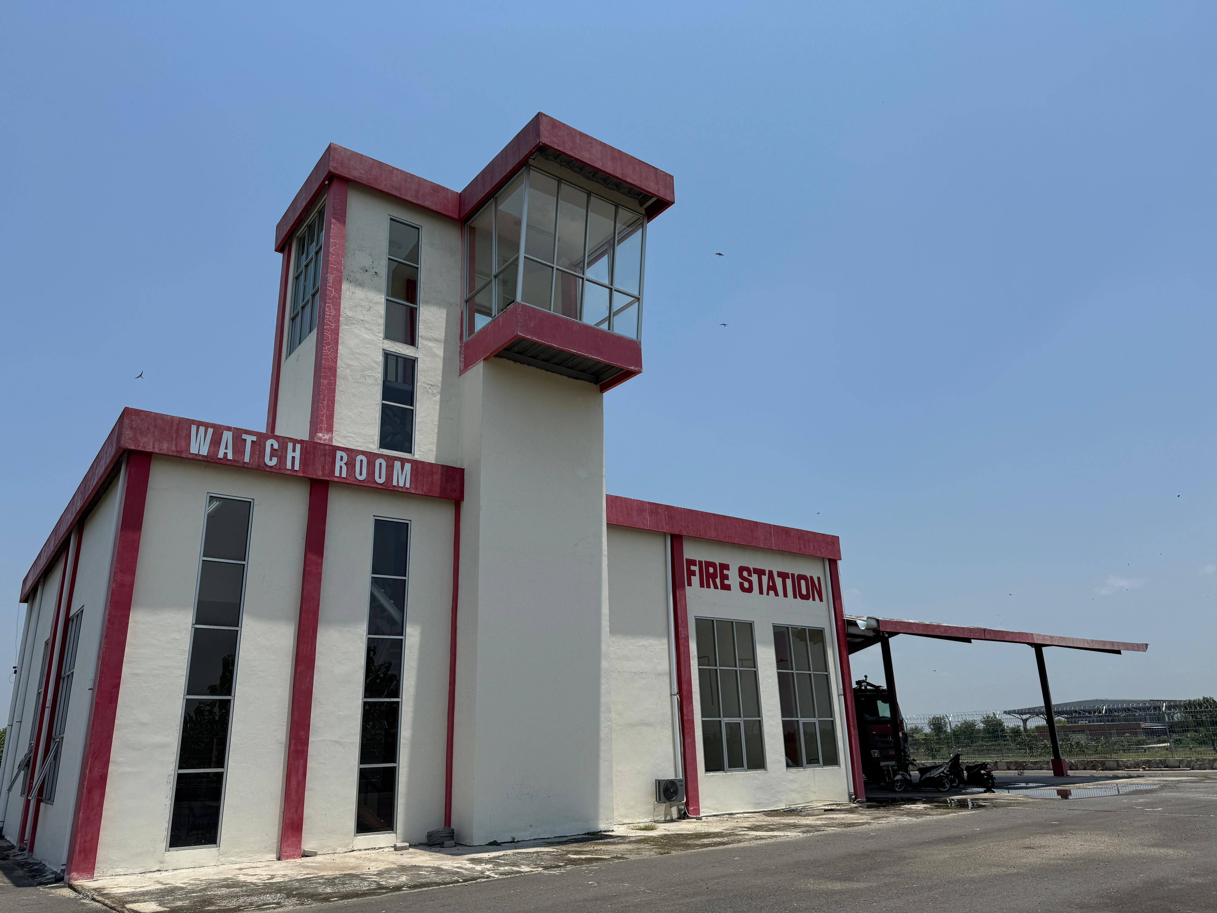 Foto Bandara GEDUNG PKP-PK