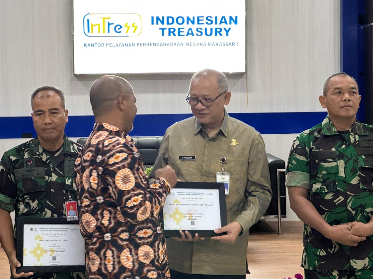 Penyerahan Penghargaan Kinerja Pelaksana Anggaran Tahun 2025
