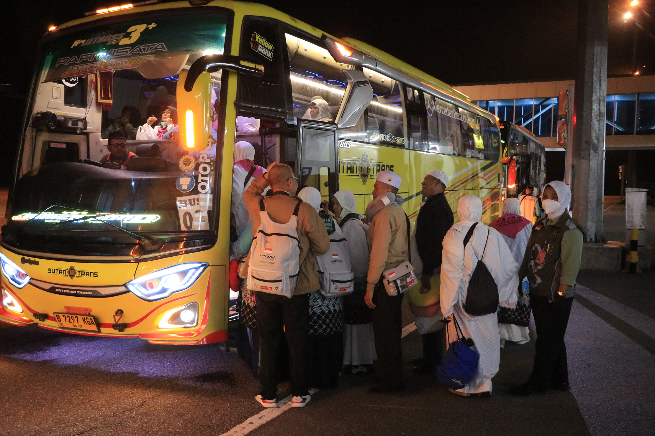 83ABEB35-6CCF-4D75-89E1-CEDCB71C43E1