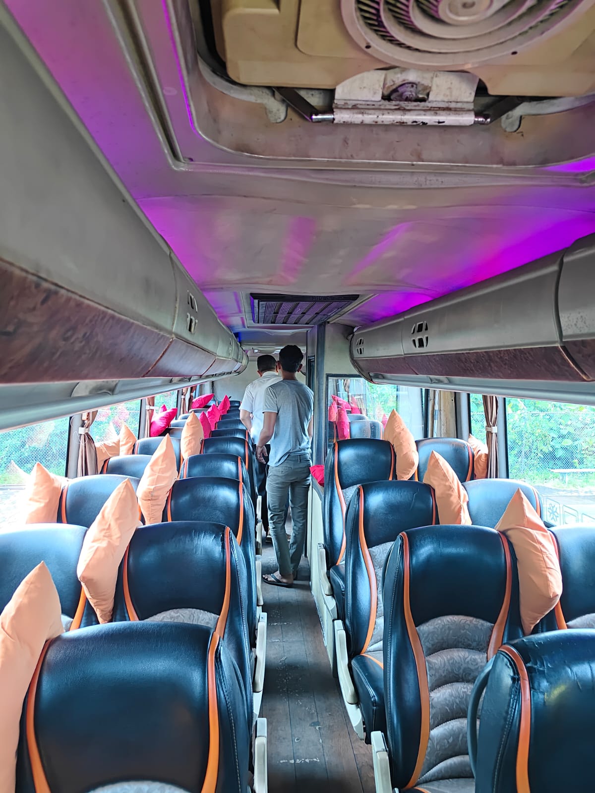 52B77844-5697-4D2D-99EF-E3ED8AB795EA