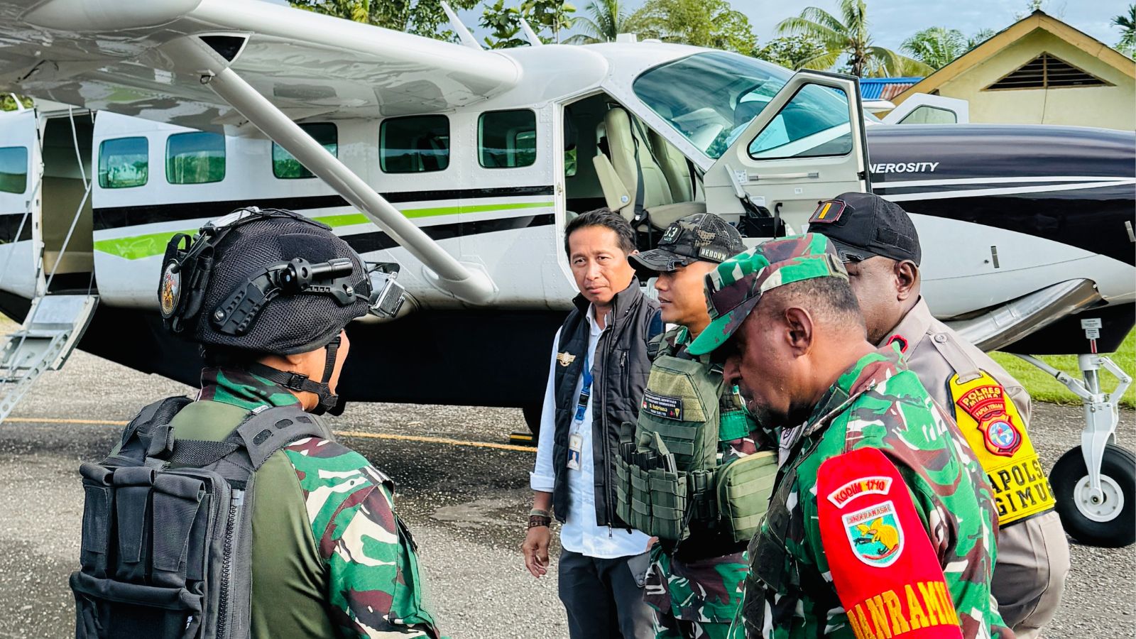 Gambar Berita dengan Judul Kunjungan TNI AU ke Bandar Udara Akimuga Perkuat Sinergi dan Koordinasi Antarinstansi