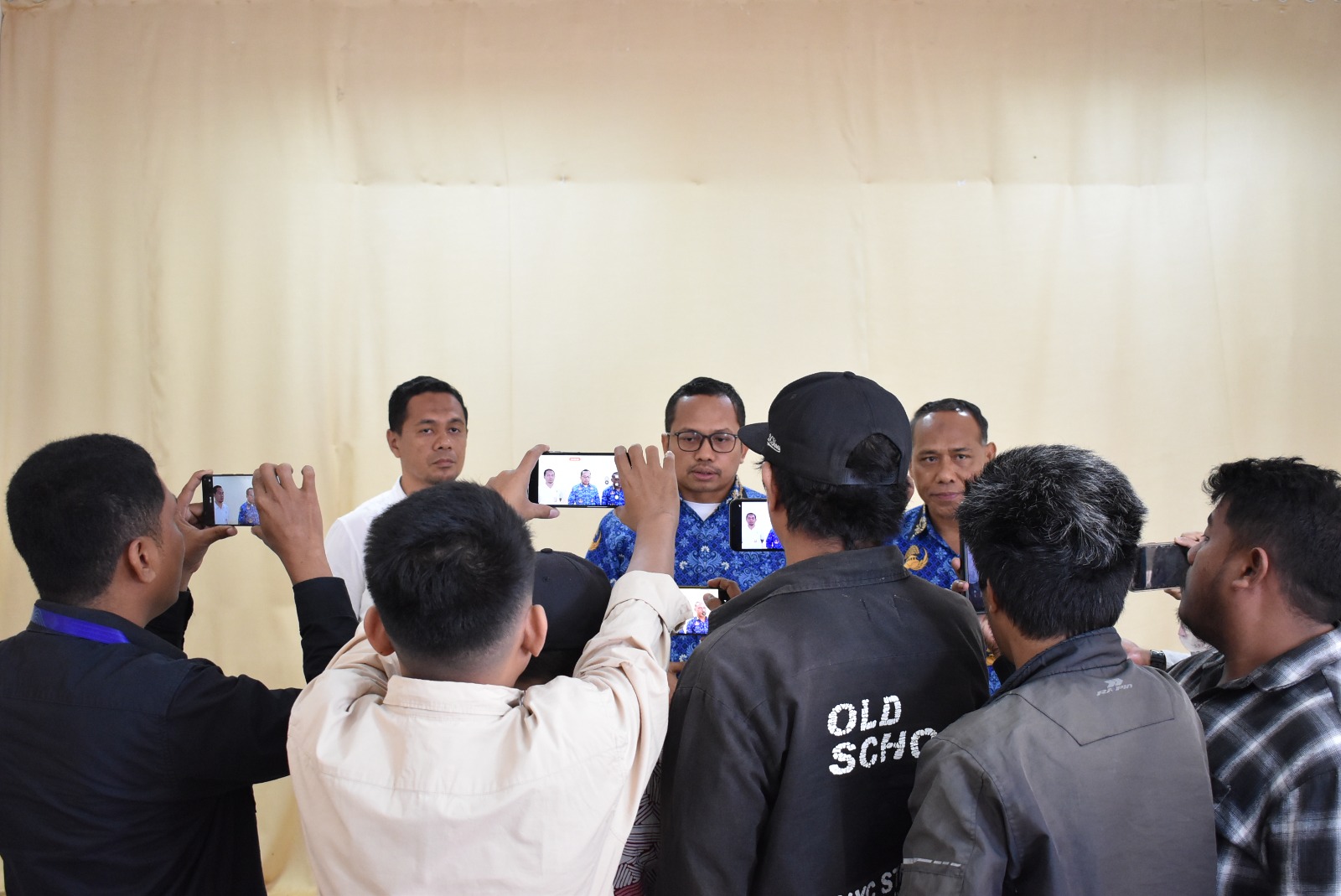 KEGIATAN COFFEE MORNING BANDARA BETOAMBARI BERSAMA WARTAWAN DAN INSAN MEDIA PERS