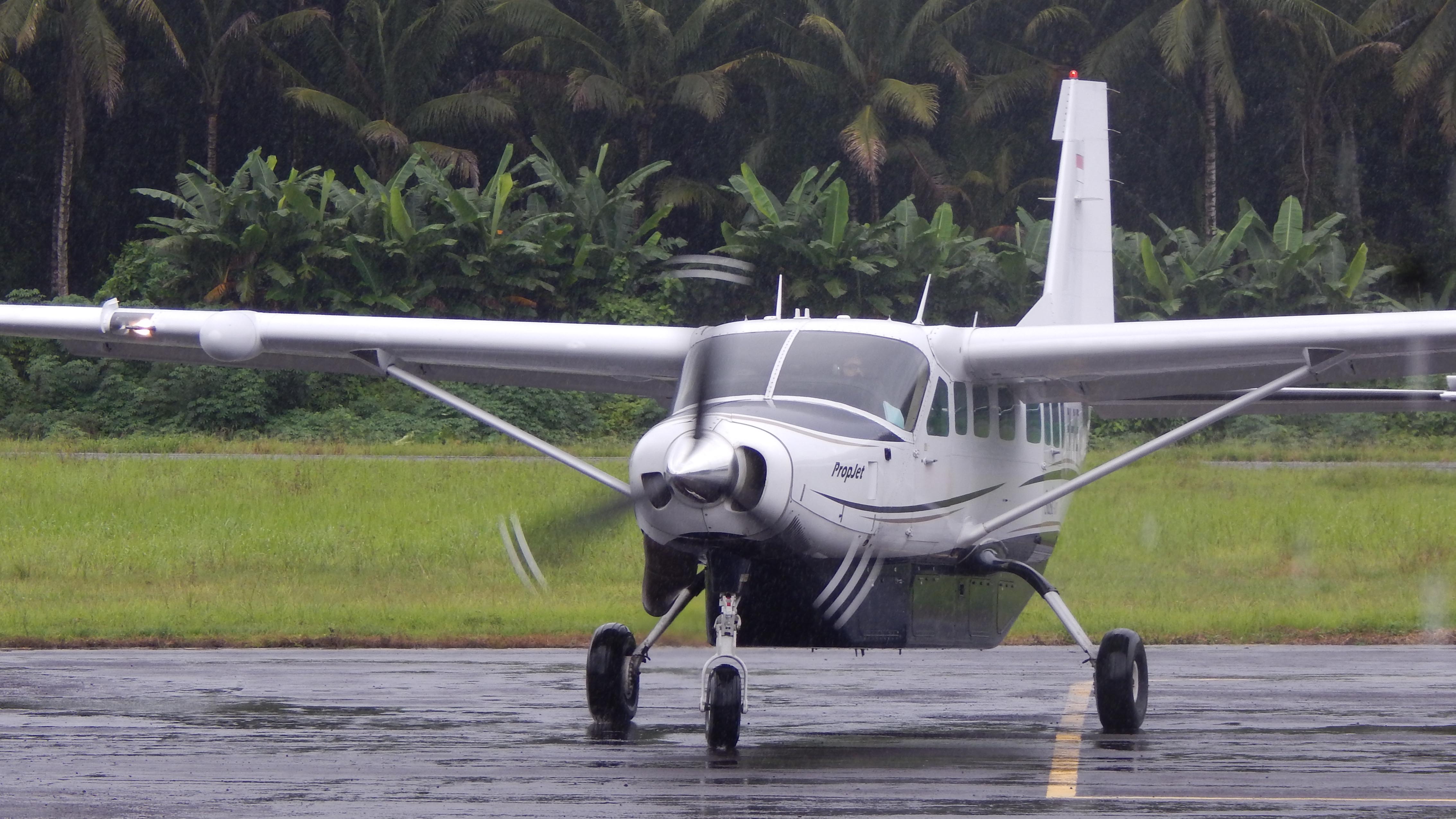 Gambar Berita dengan Judul Penyesuaian Tarif Tiket Penerbangan Perintis Rute Ternate–Galela