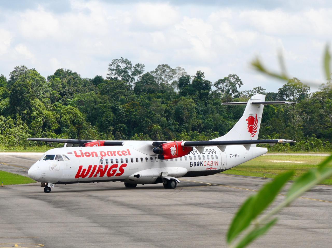 Gambar Berita dengan Judul Konektivitas Semakin Mudah: Bandara Haji Muhammad Sidik Resmi Buka Rute Muara Teweh – Palangkaraya