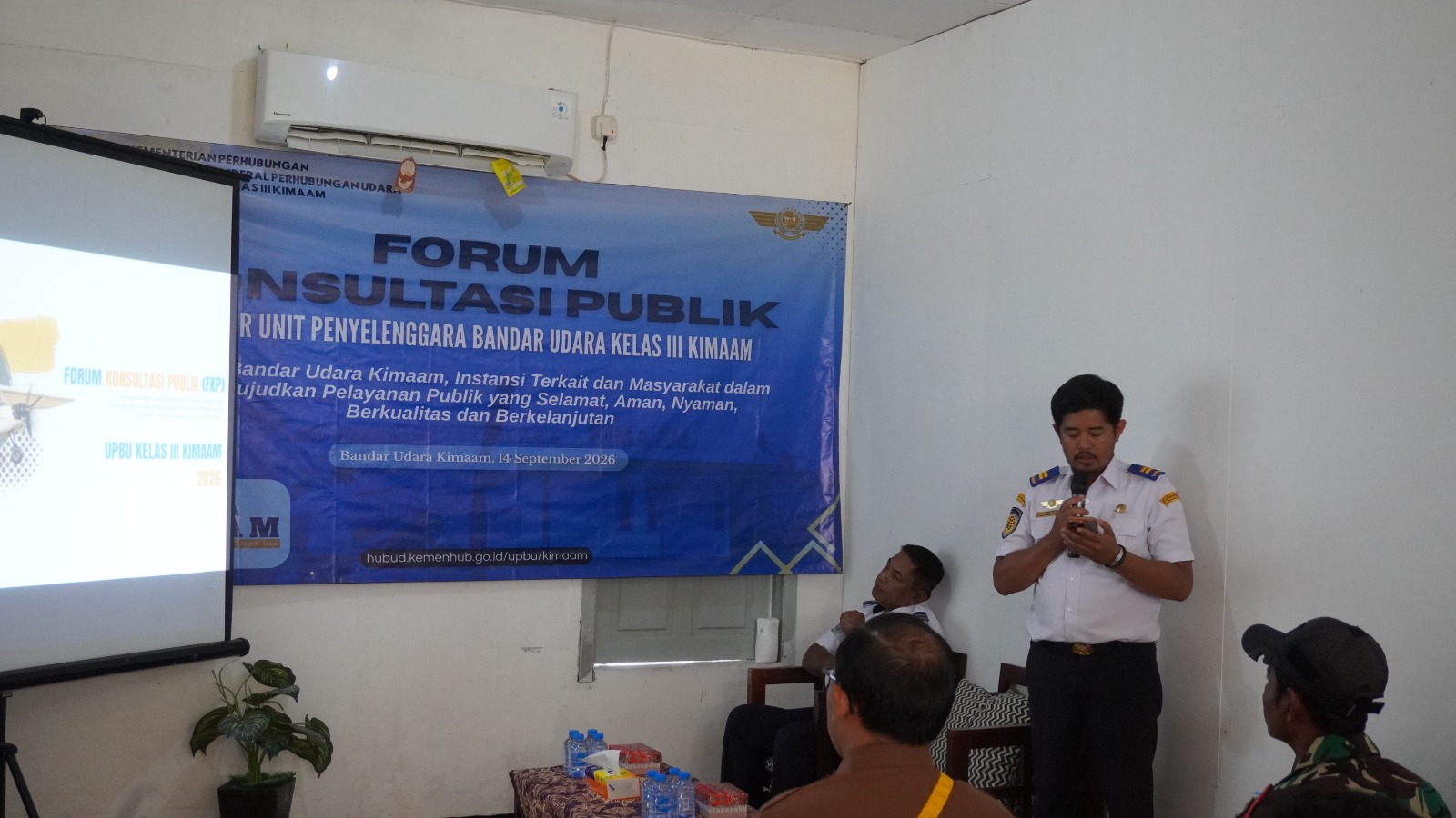 Forum Konsultasi Publik Bandar Udara Kimaam Dorong Sinergi Bersama Instansi Terkait dan Masyarakat dalam Mewujudkan Pelayanan yang Prima