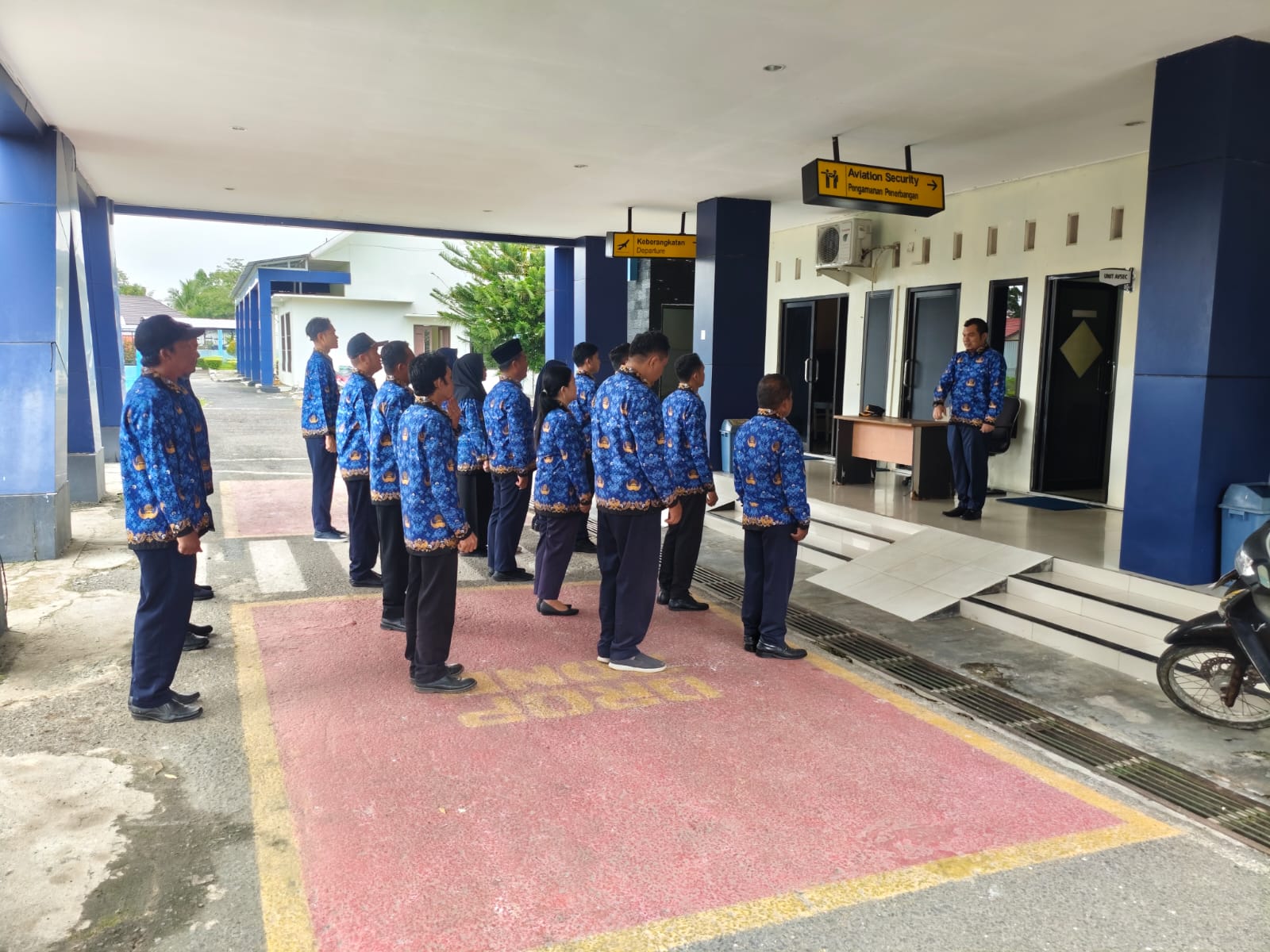 Apel Pagi Sekaligus Pengarahan Dari Kepala Kantor UPBU Kelas III Kuala Kurun