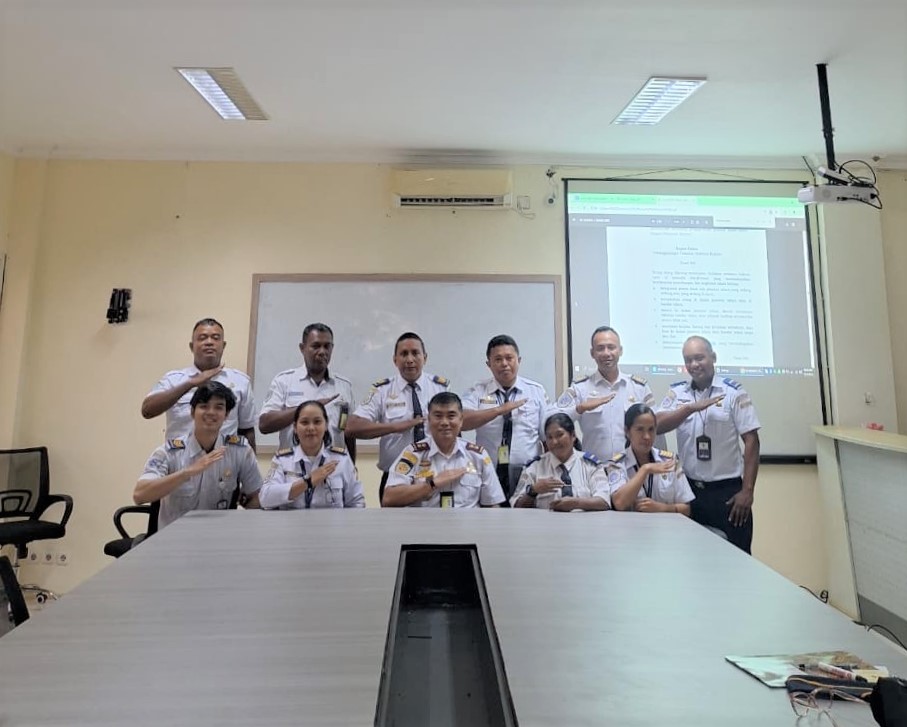 Gambar berita dengan judul Refreshing Course Personil AVSEC Kantor UPBU Kelas II Lede Kalumbang