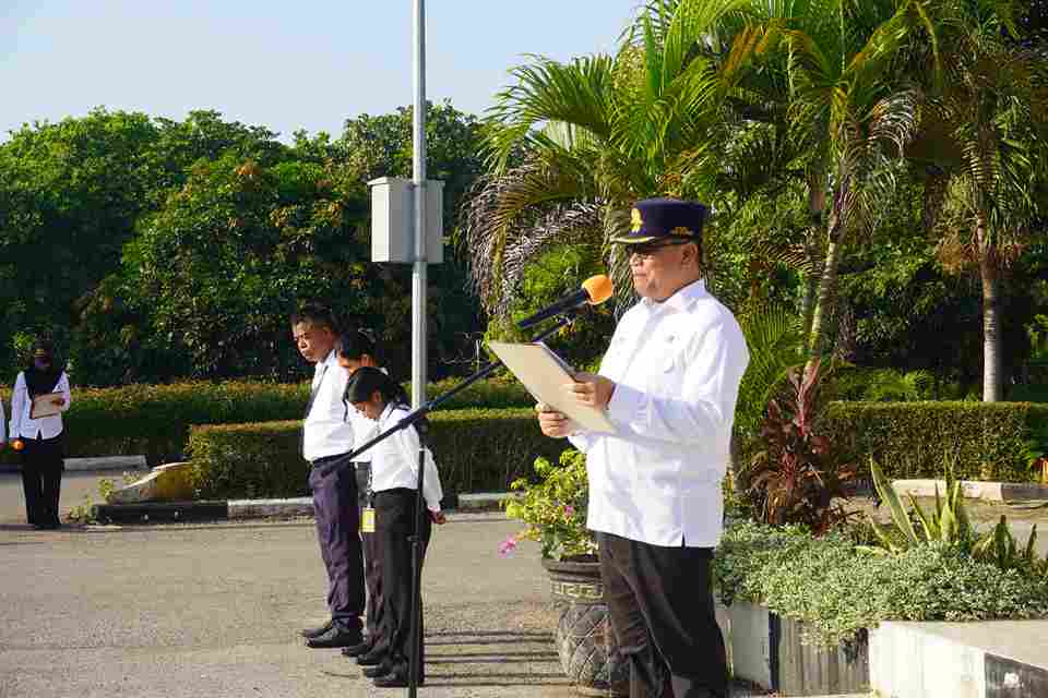 Gambar Berita dengan Judul Peringatan Hari Bela Negara 2025, UPBU Kelas II Lede Kalumbang Gelar Upacara Bendera
