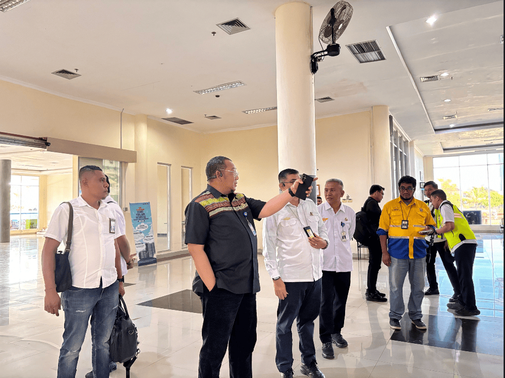 Kepala Kantor Otoritas Bandar Udara Wilayah IV Kunjungi Bandara Lede Kalumbang, Perkuat Sinergi Penerbangan