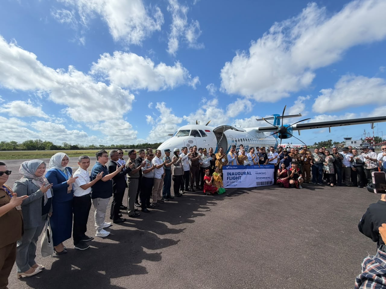 Inaugural Flight Fly Jaya Rute Halim Perdanakusuma – Ketapang – Halim Perdanakusuma Resmi Beroperasi