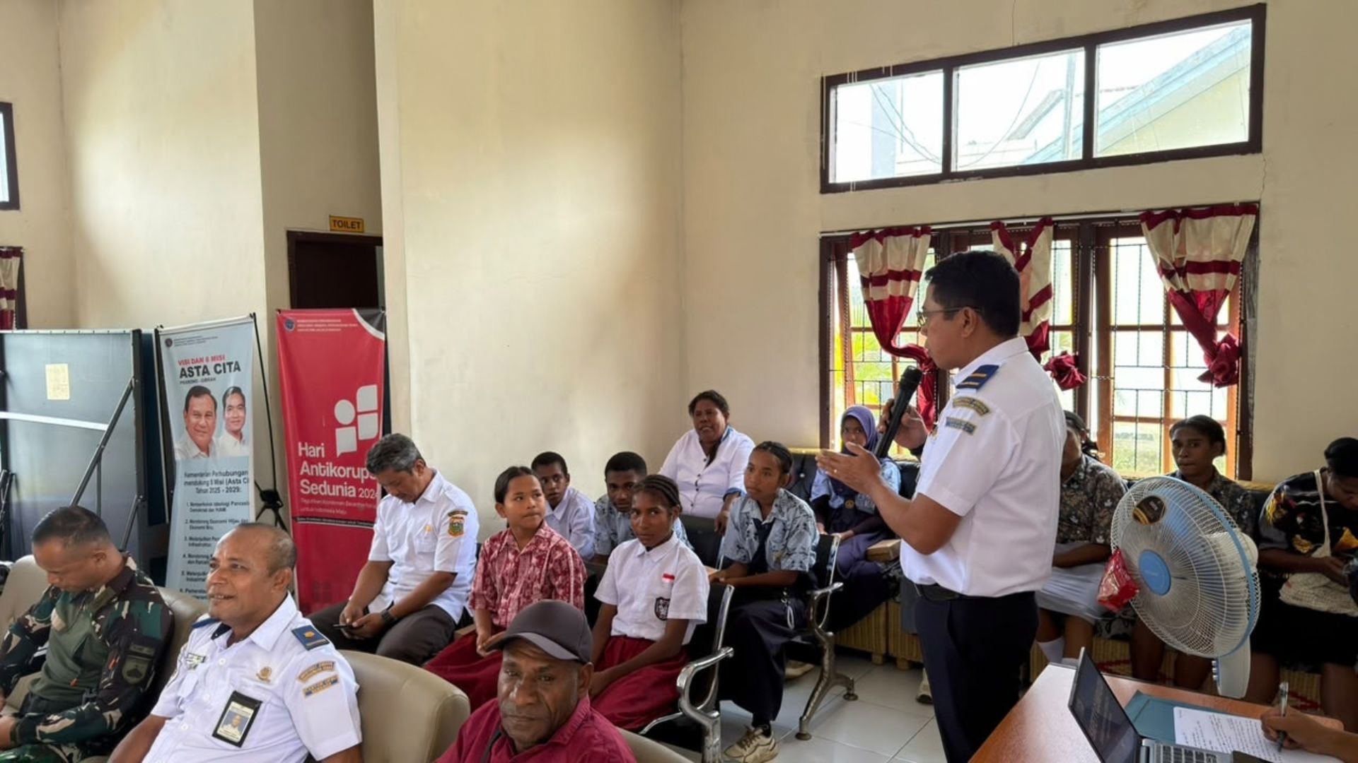 SAFETY CAMPAIGN DAERAH KEAMANAN TERBATAS BANDAR UDARA SENGGEH(2).jpg
