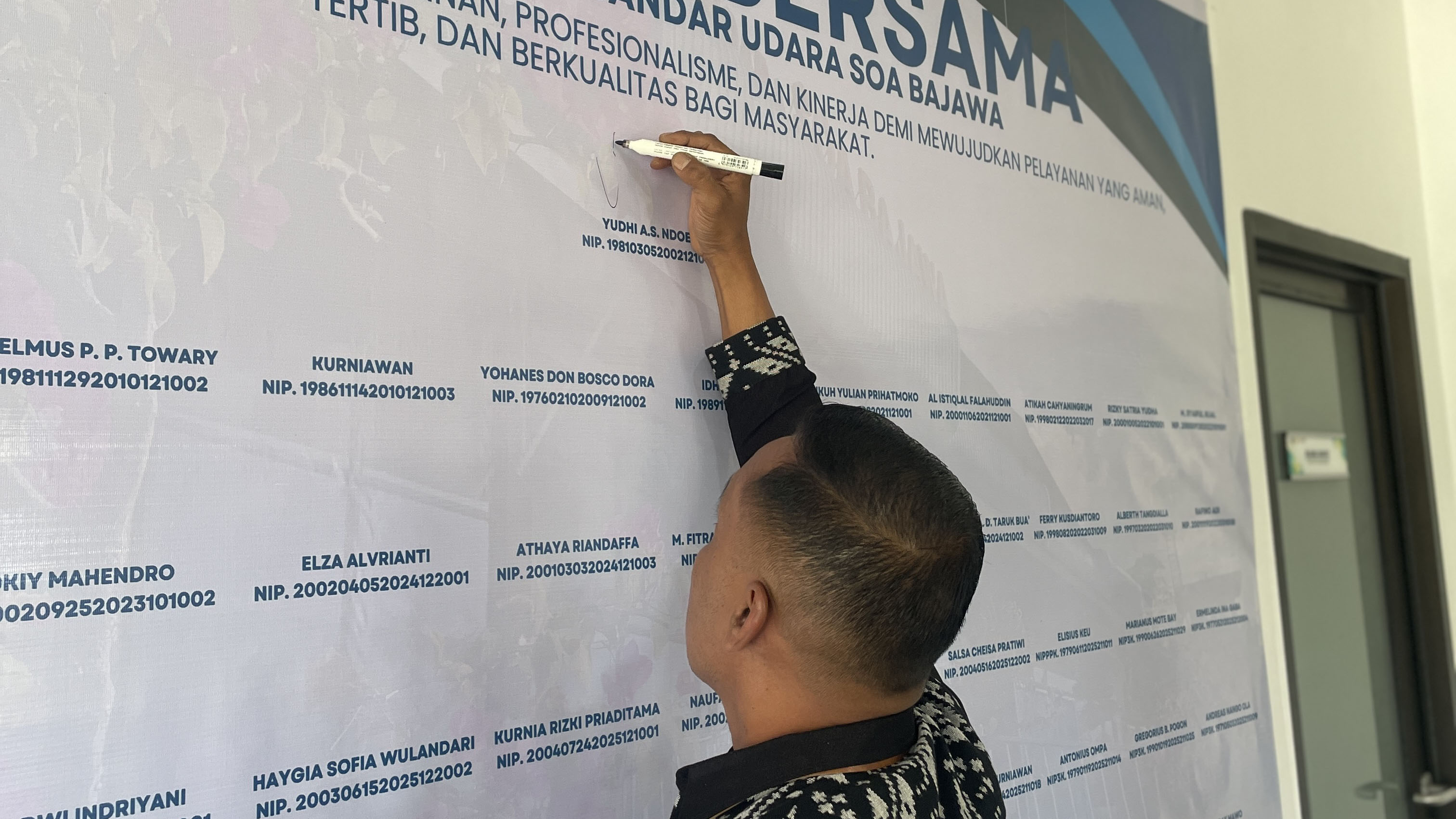Pegawai UPBU Soa-Bajawa Teguhkan Komitmen Bersama Tingkatkan Kinerja dan Integritas
