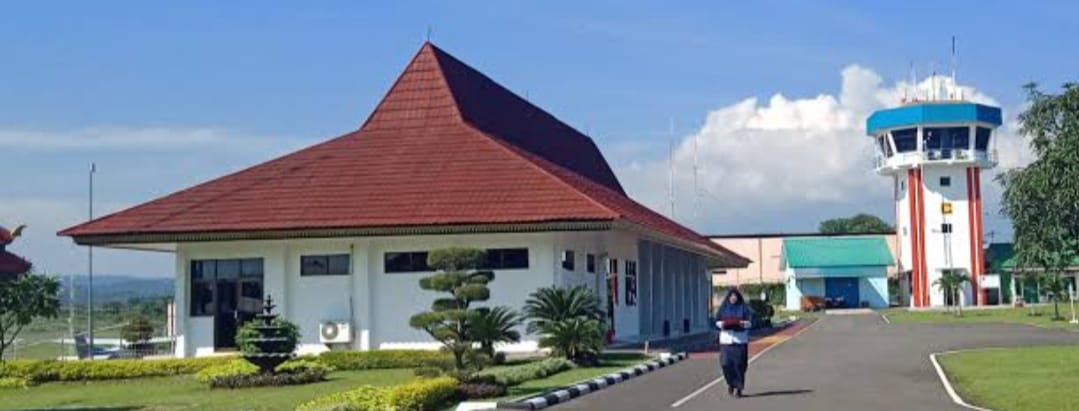 SISI DARAT: TERMINAL PENUMPANG