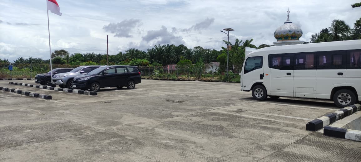 PARKIR MOBIL