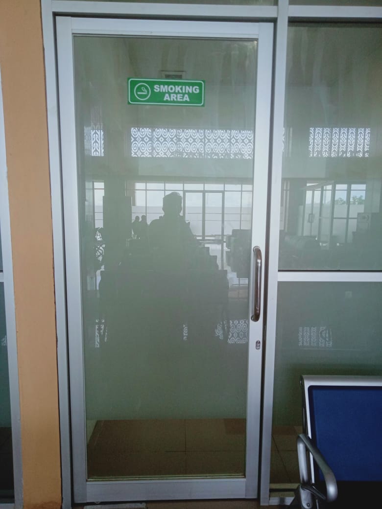Smoking Room