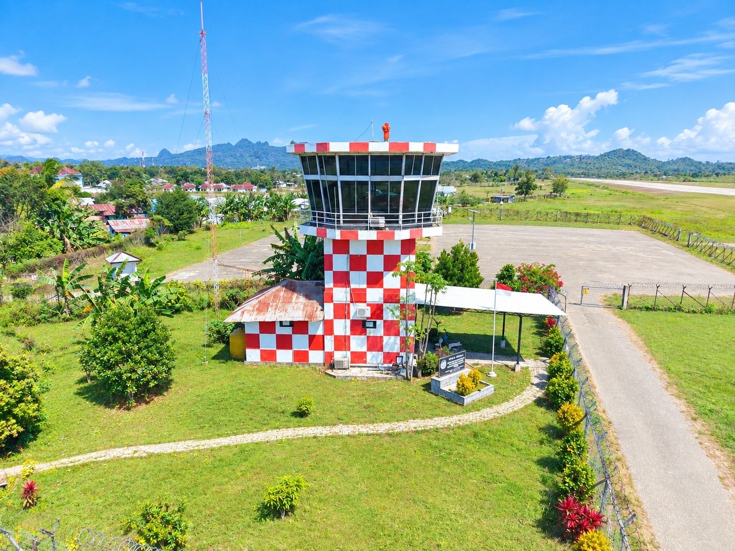 ATC Tower - Foto 1