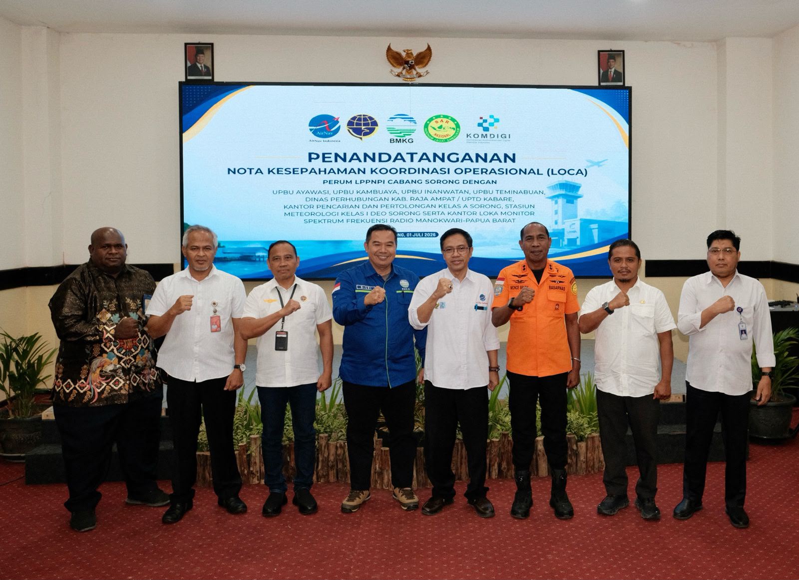 Penandatanganan Nota Kesepahaman Koordinasi Operasional (LOCA) antara UPBU Kelas III Ayawasi dan Perum LPPNPI Cabang Sorong - Foto 5
