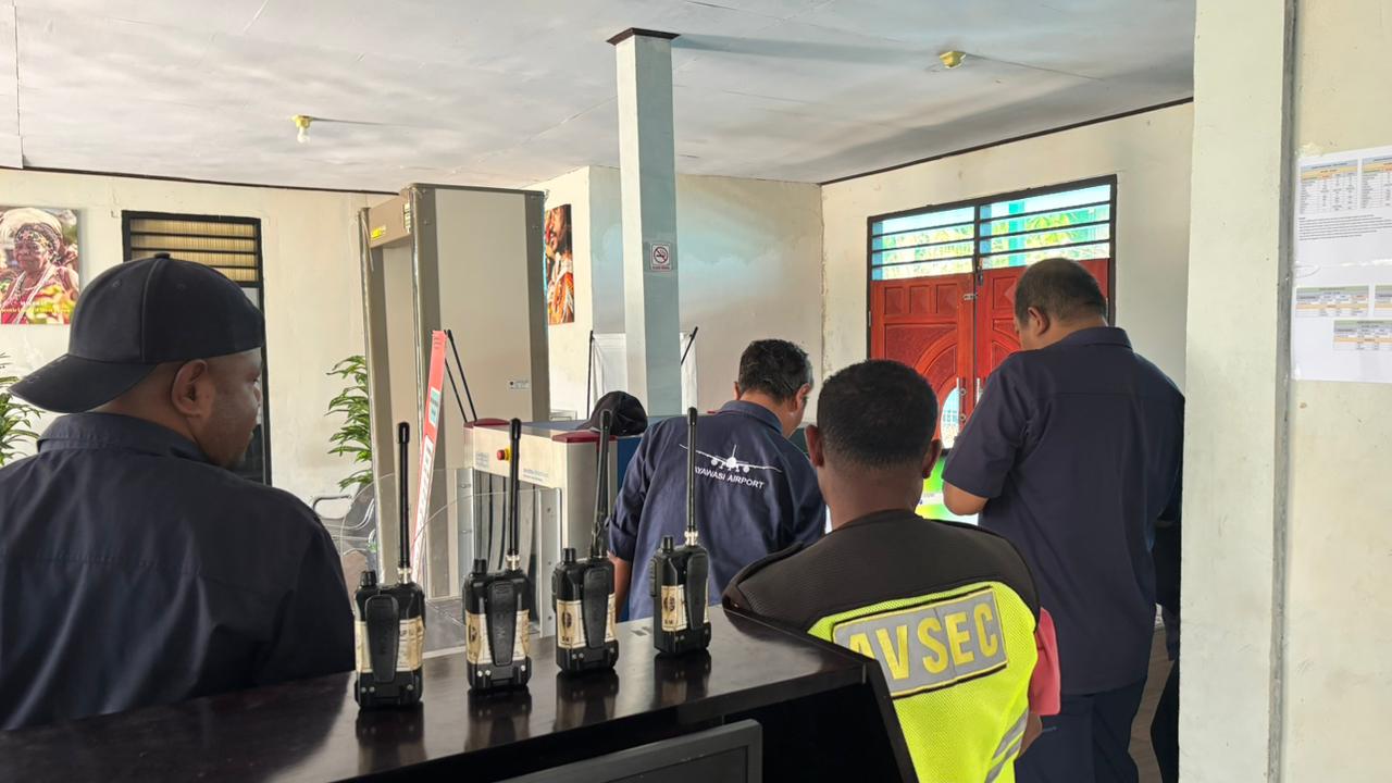 Inspeksi Otoritas Bandara IX Manokwari di UPBU kelas III Ayawasi Tahun 2026 - Foto 7