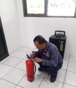 Pengecekan Tabung APAR - Foto 3