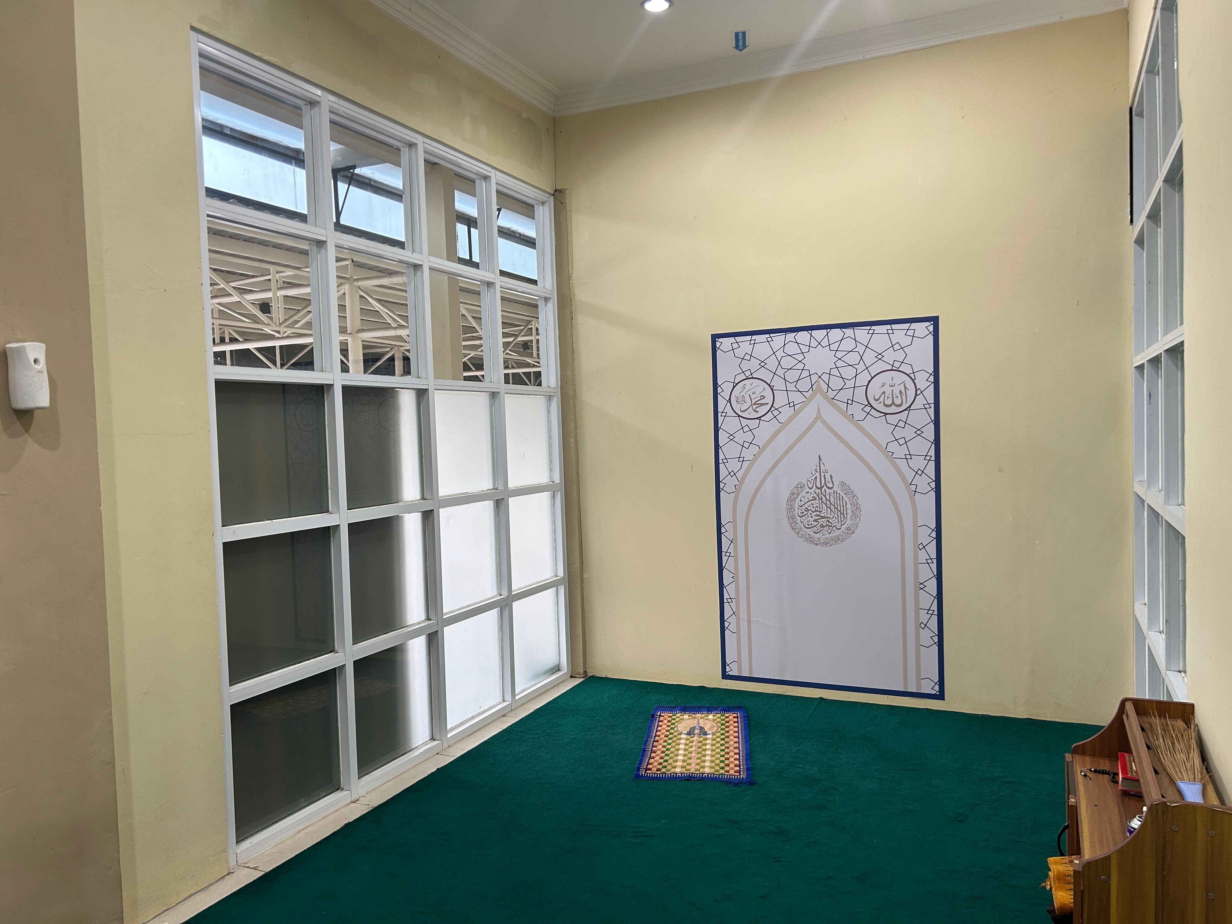 TEMPAT BERIBADAH - Foto 2