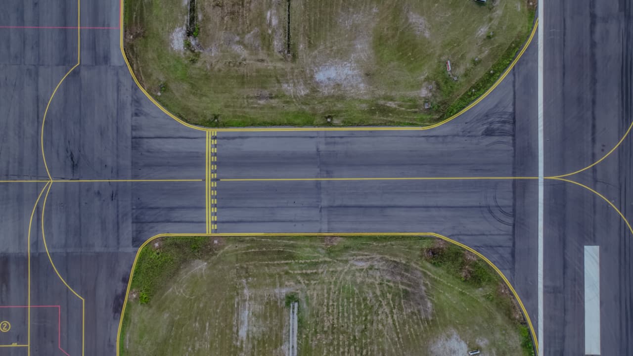 Taxiway - Foto 1