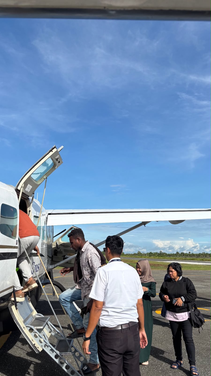 KEGIATAN PENERBANGAN - Foto 6