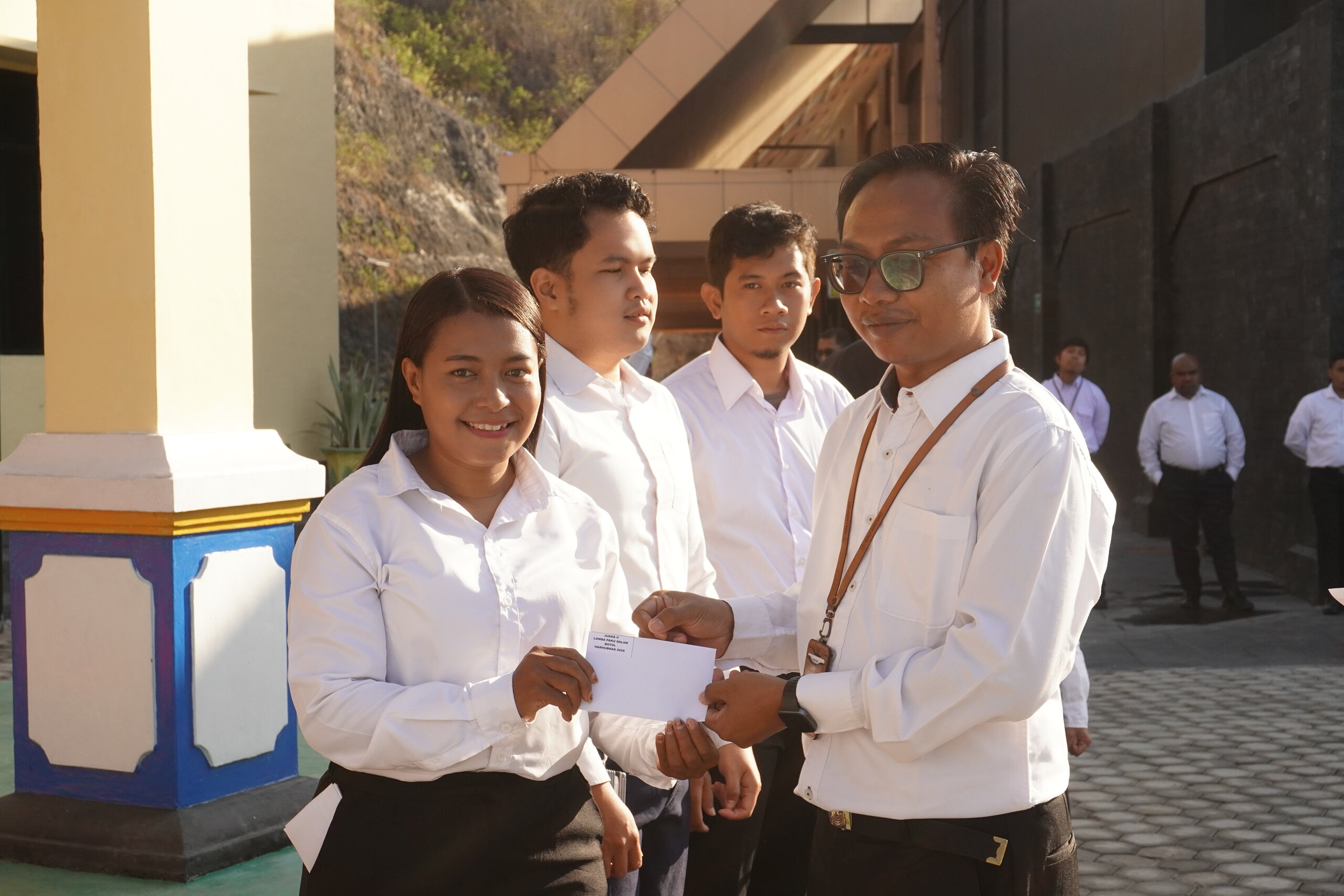 Upacara Peringatan Harhubnas 2026 - Foto 11