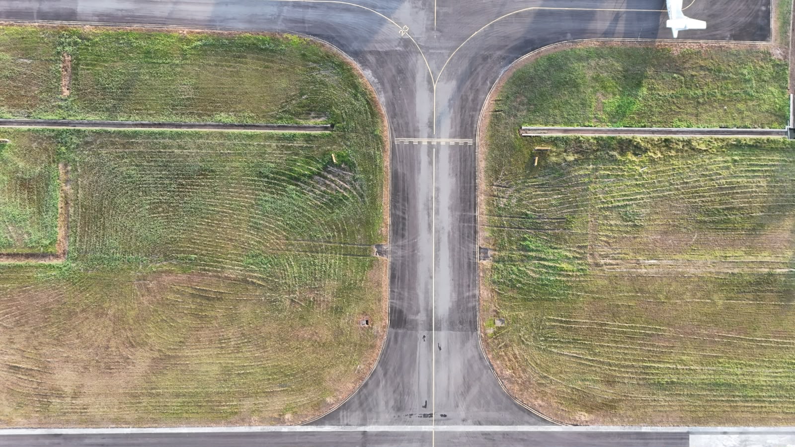 Taxiway - Foto 2