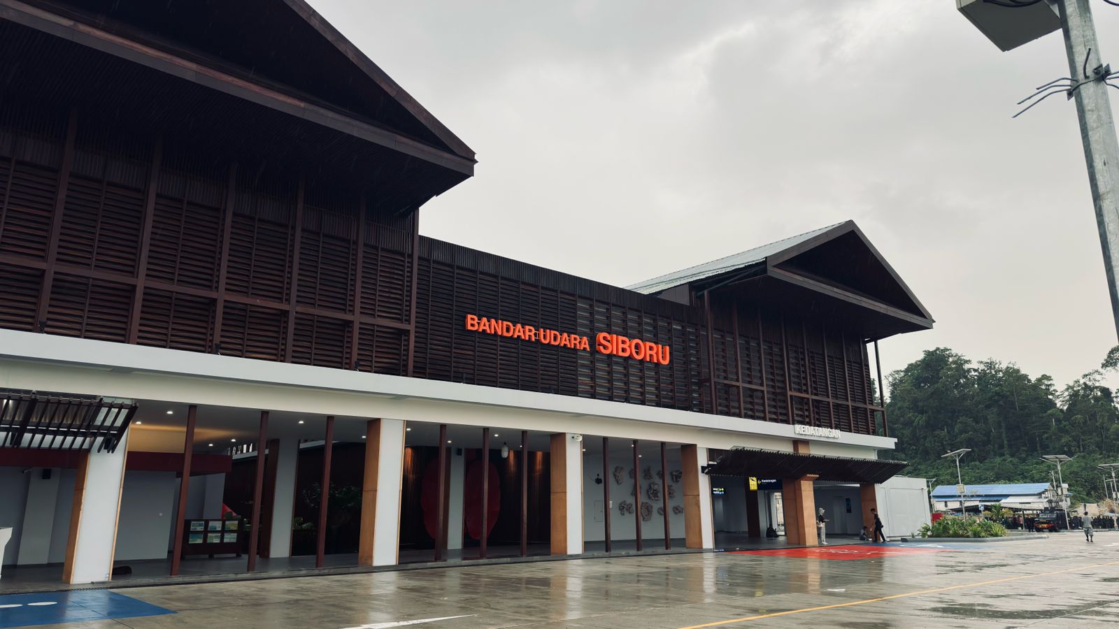 Interior Terminal Bandara Siboru - Foto 1