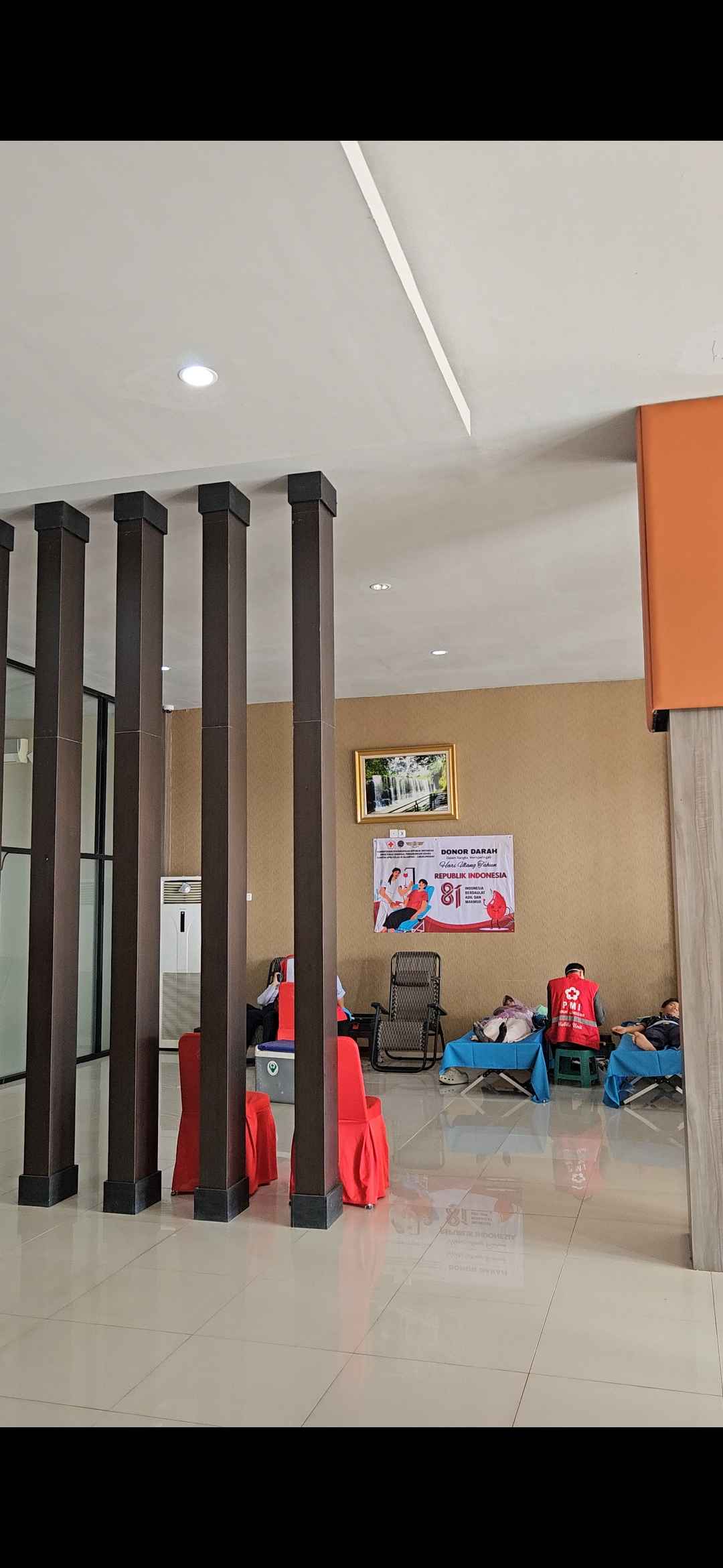 DONOR DARAH MEMPERINGATI HUT RI KE 81 - Foto 5
