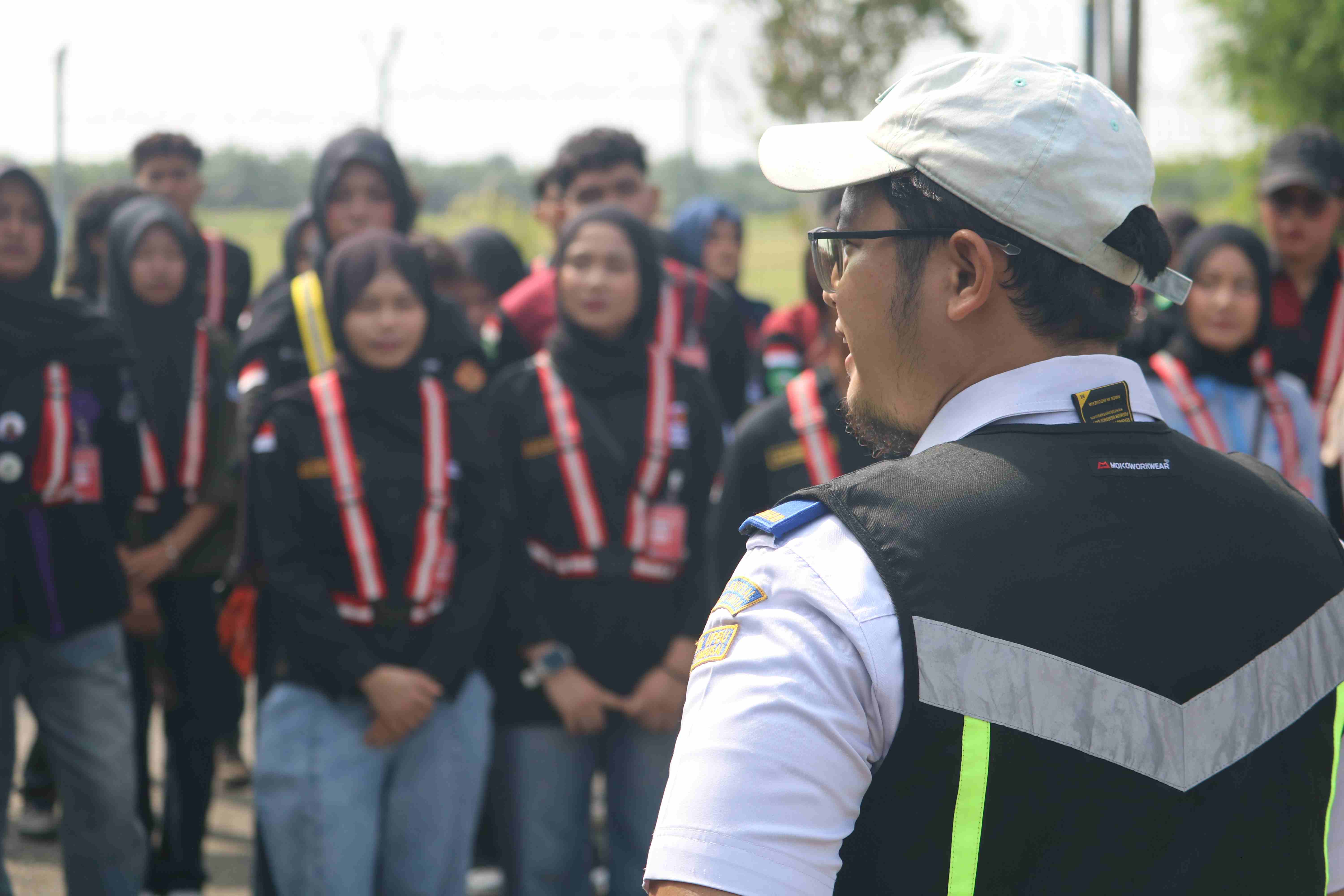 KUNJUNGAN HIMPUNAN MAHASISWA TEKNIK SIPIL RIAU-KEPRI - Foto 3