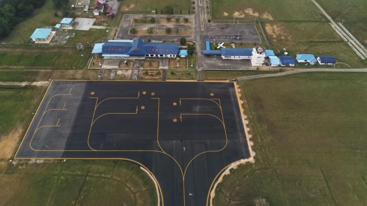 Gambar Tampak Atas Bandara Japura