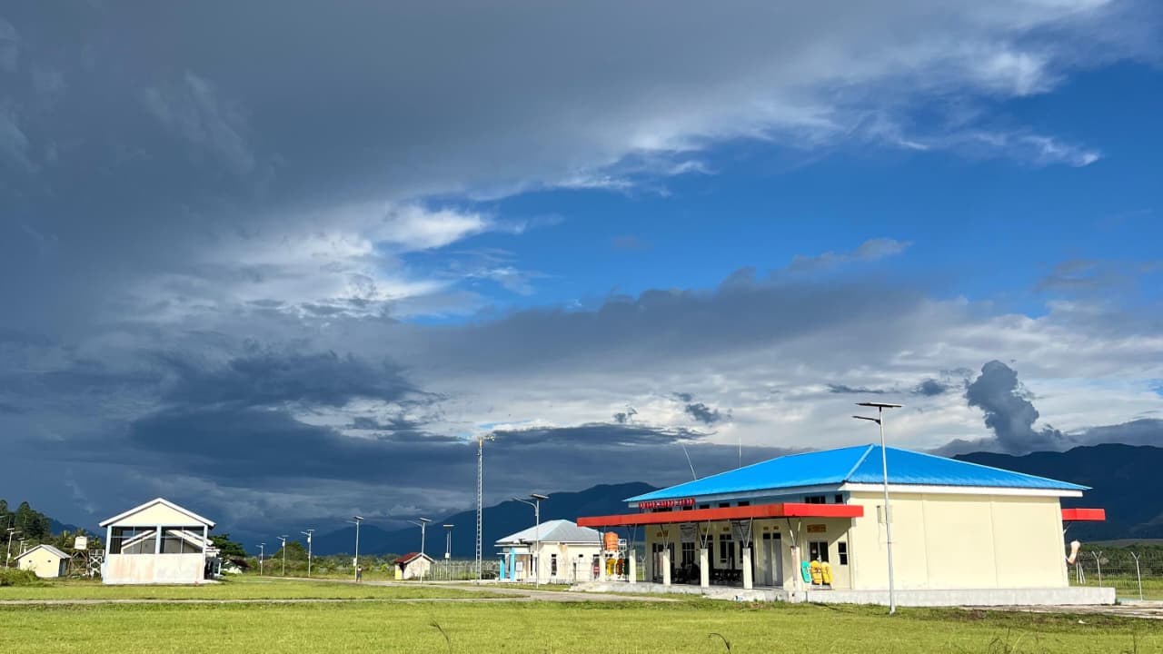 Sisi Darat