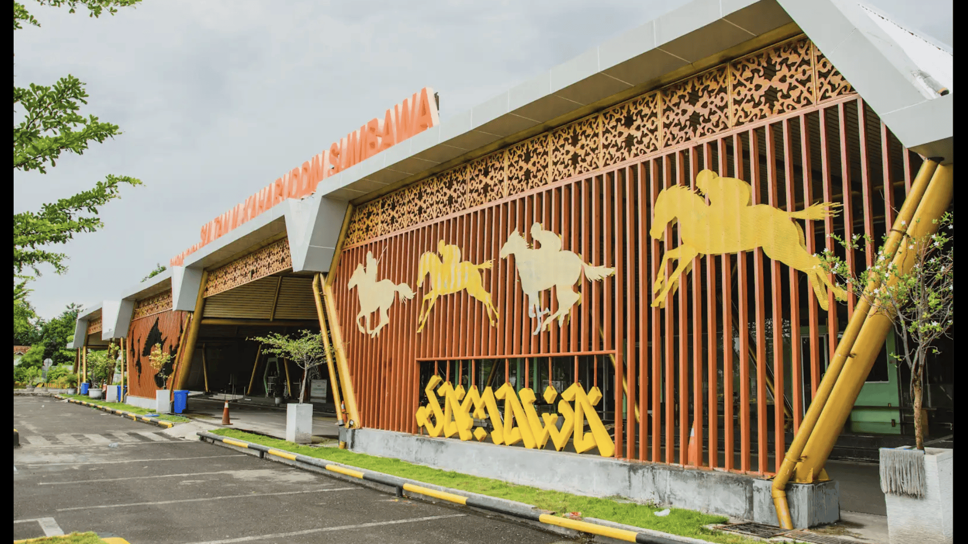 Terminal Unit Penyelenggara Bandar Udara Sultan M. Kaharuddin Sumbawa