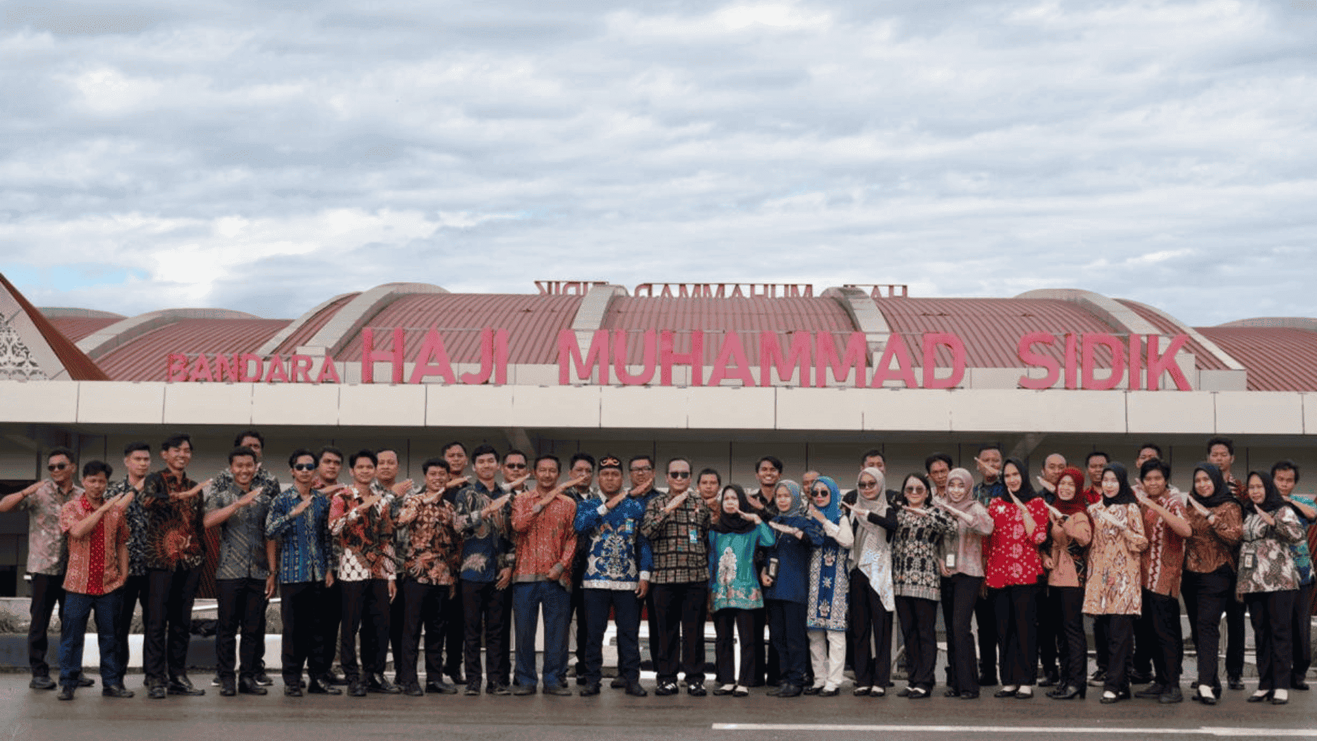 02. Bandara HMS
