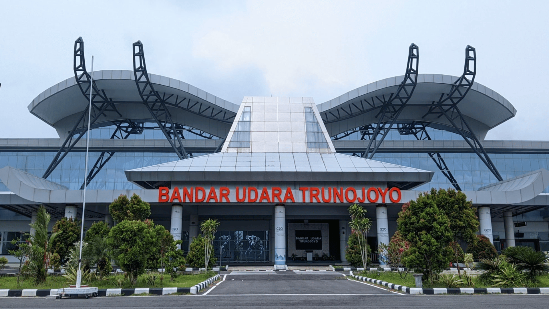 Bandara Trunojoyo