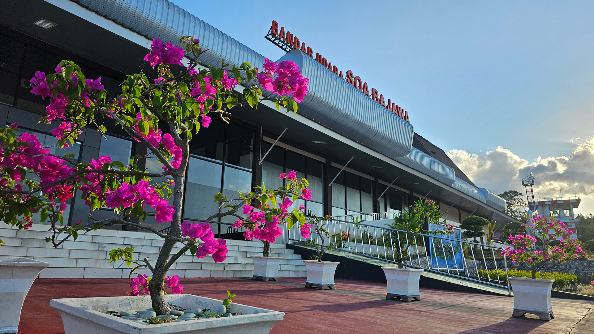Gateway to Flores Wonders