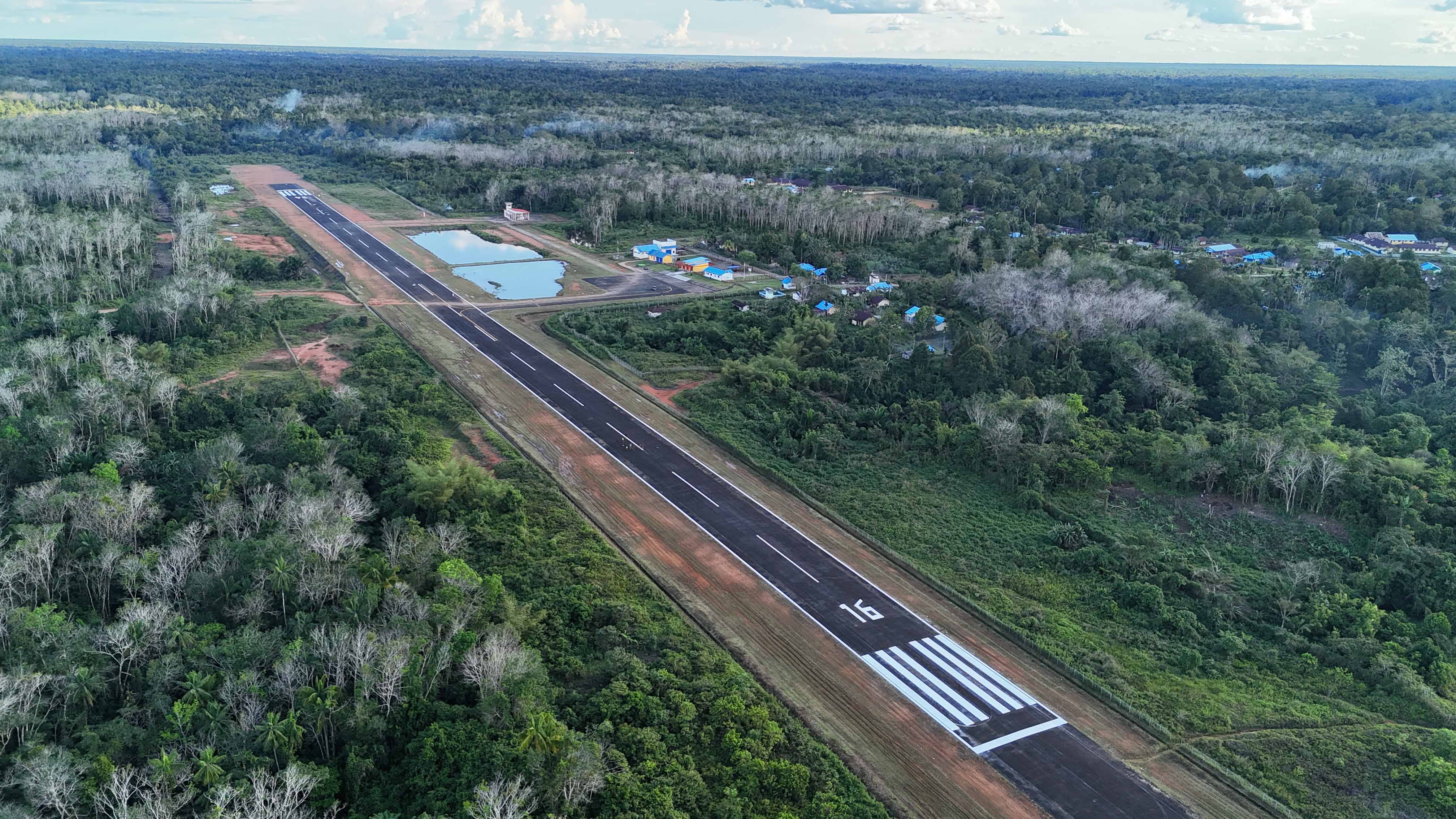 RUNWAY