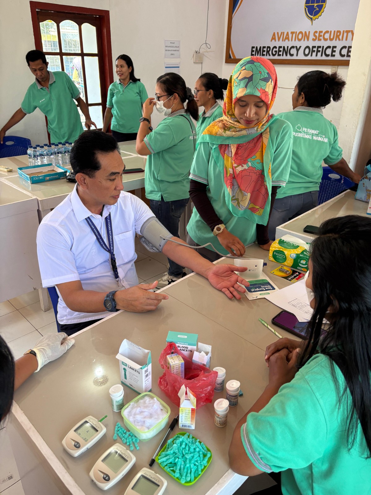 Pelaksanaan Kegiatan Pemeriksaan Kesehatan Pegawai & Donor Darah