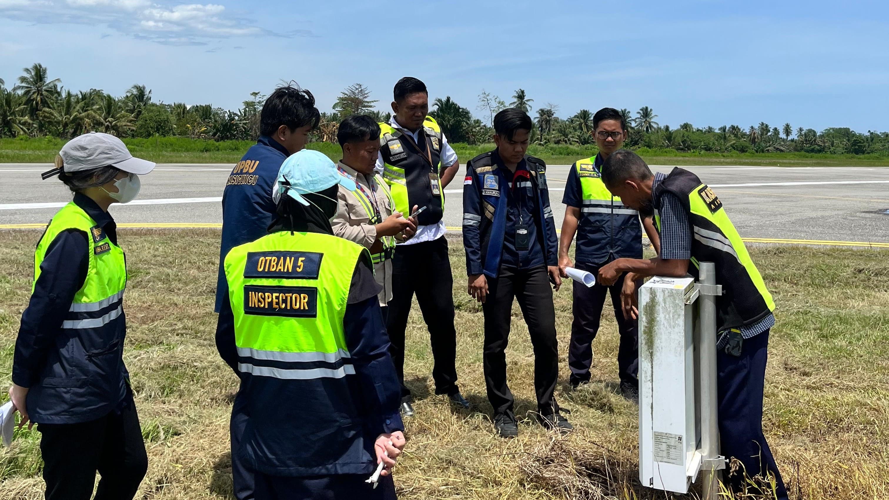Inspeksi dan Surveillance oleh Tim Inspektur Bandar Udara Kantor Otoritas Bandar Udara Wilayah V Makassar