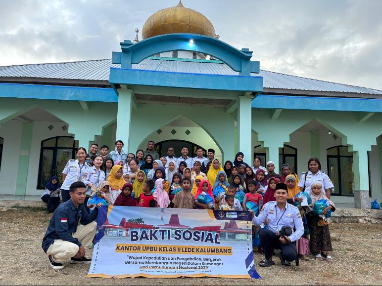 Gambar kegiatan dengan judul BAKTI SOSIAL KANTOR UPBU KELAS II LEDE KALUMBANG