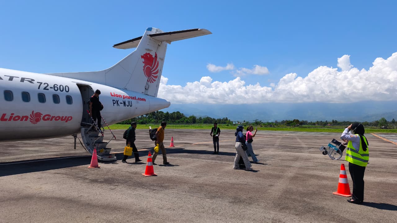 Penerbangan Berjadwal