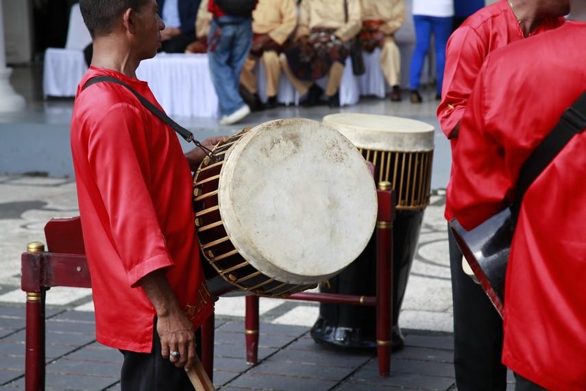 Alat musik tradisional tifa