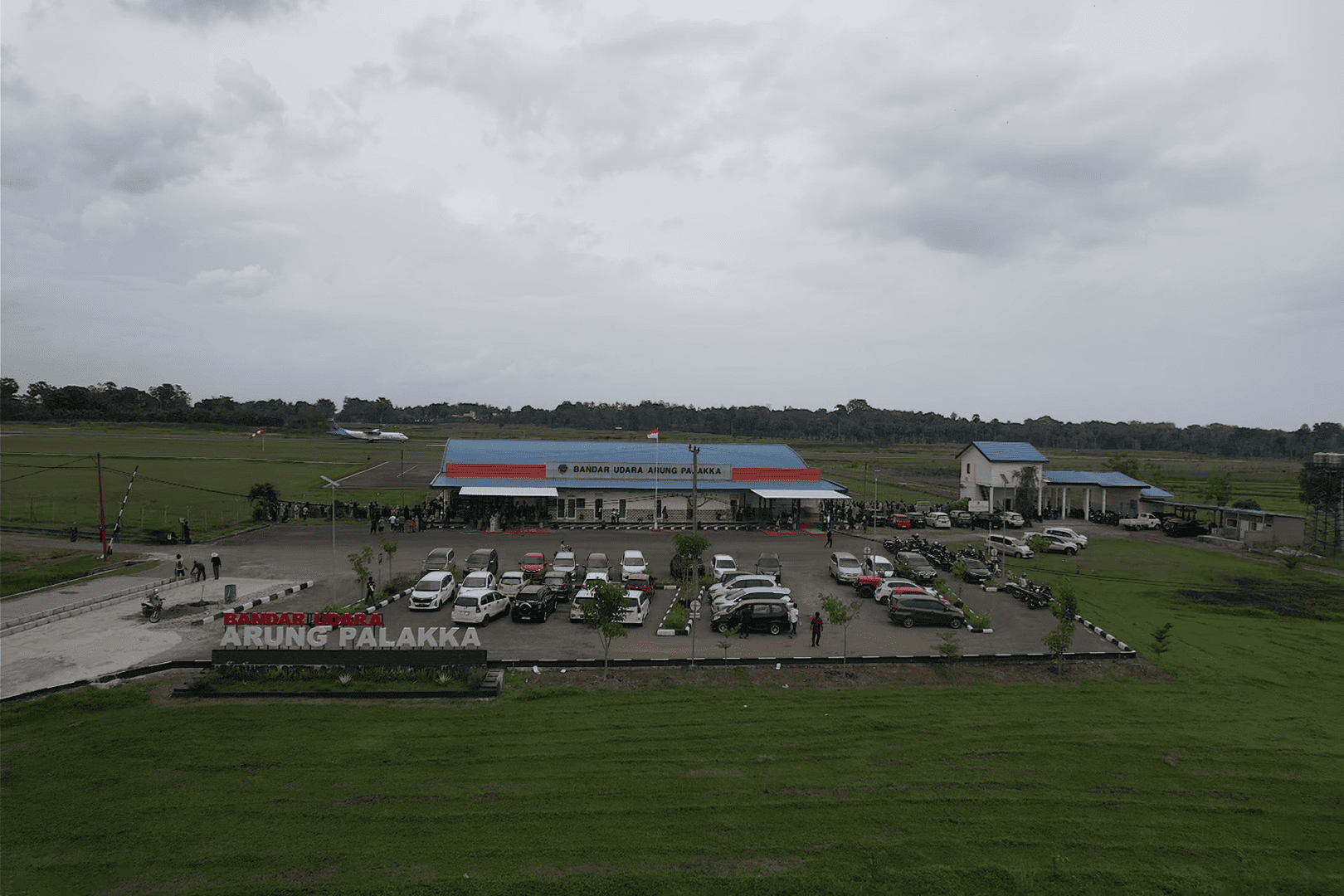 Terminal Bandar Udara Arung Palakka Bone