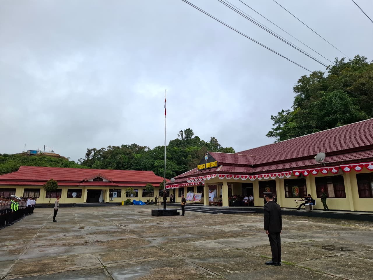 Peringatan Hari Bhayangkara ke-80 di Polres Maybrat.