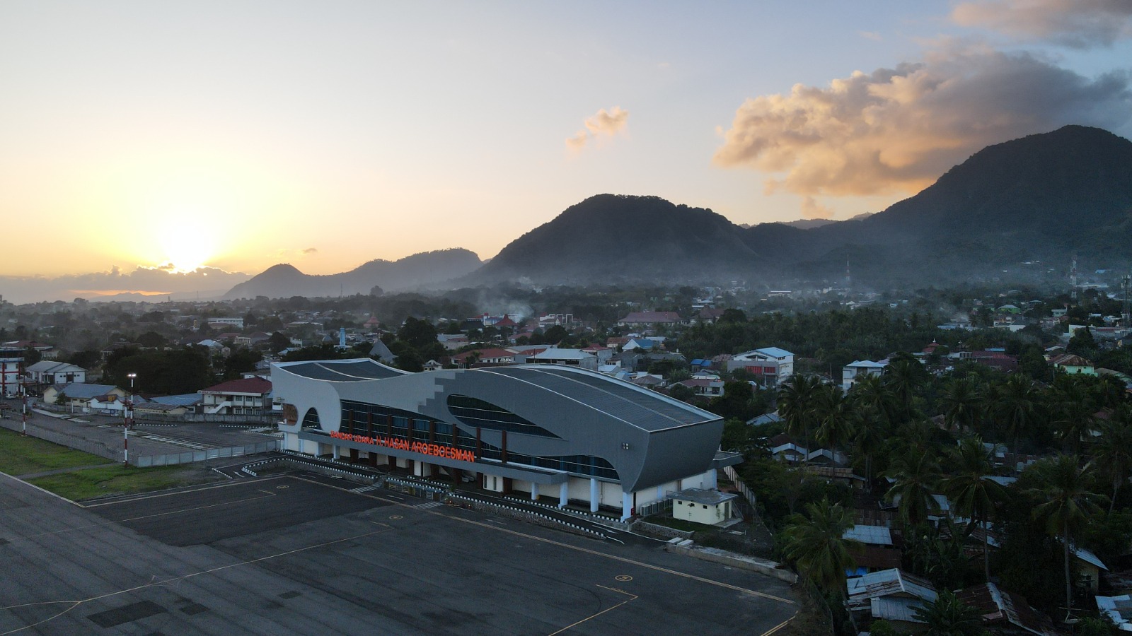 FASILITAS SISI UDARA