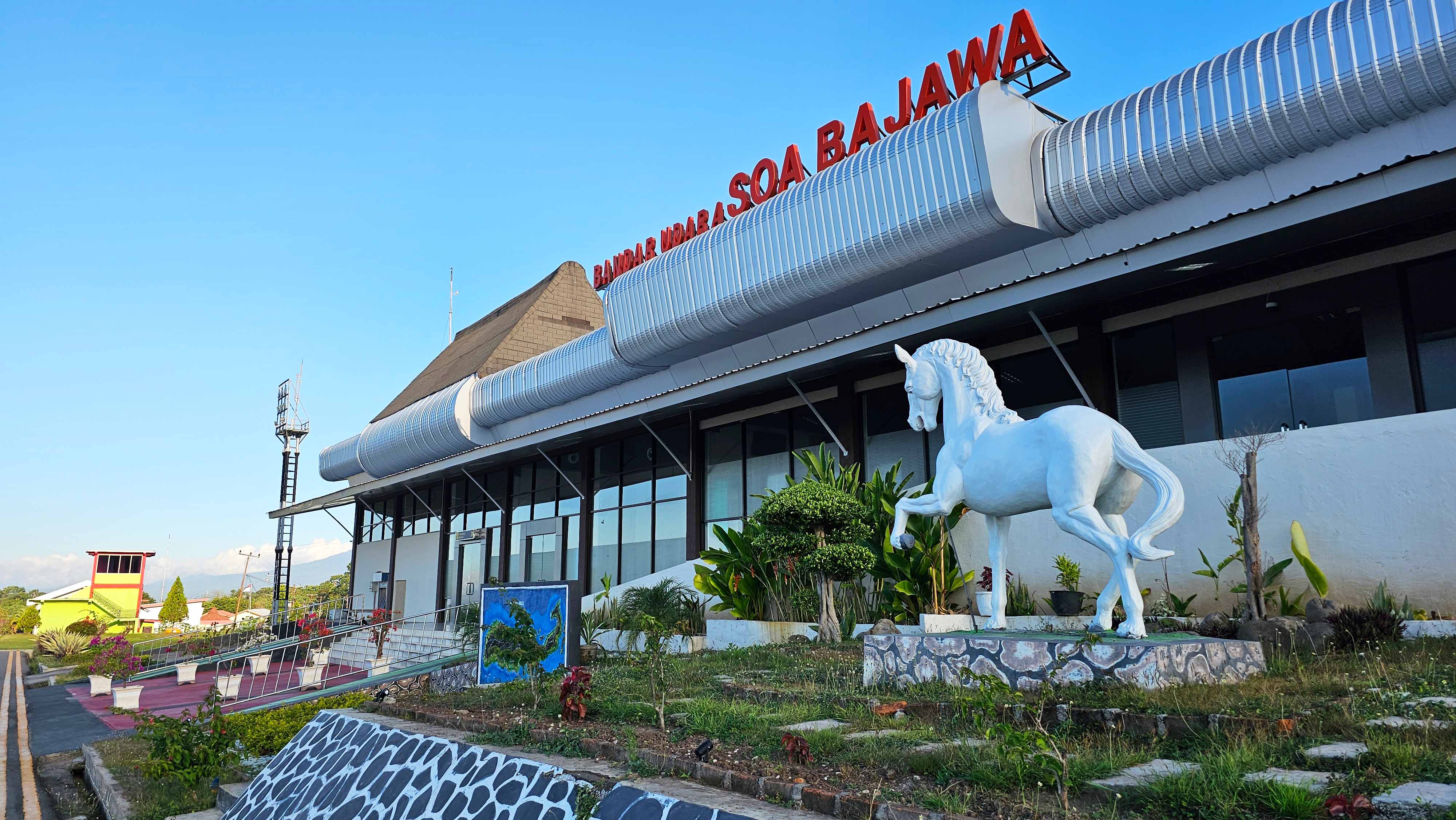Fasilitas Bandar Udara Soa
