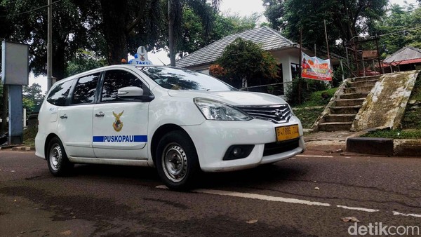 Transportasi Roda 4